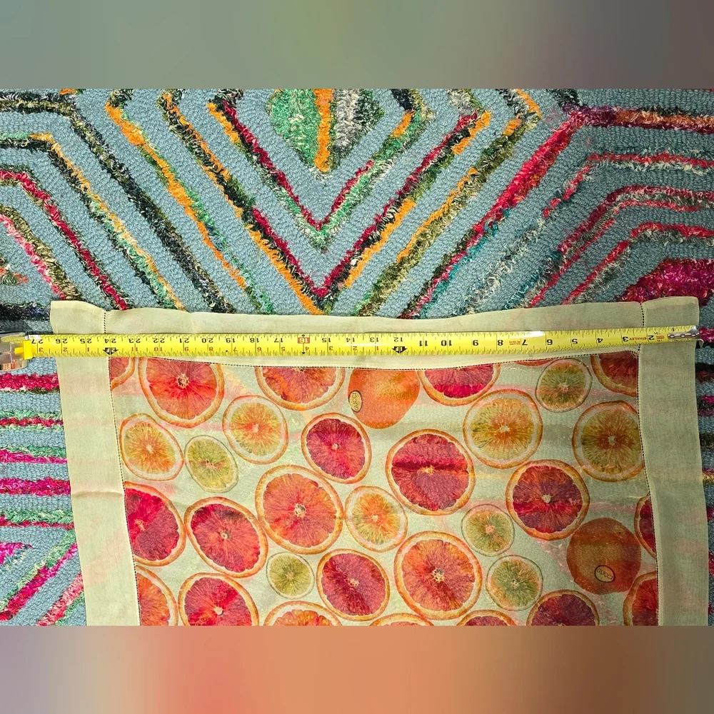 EUC Authentic Gucci Citrus Print‎ Long 100% Silk Scarf 64
